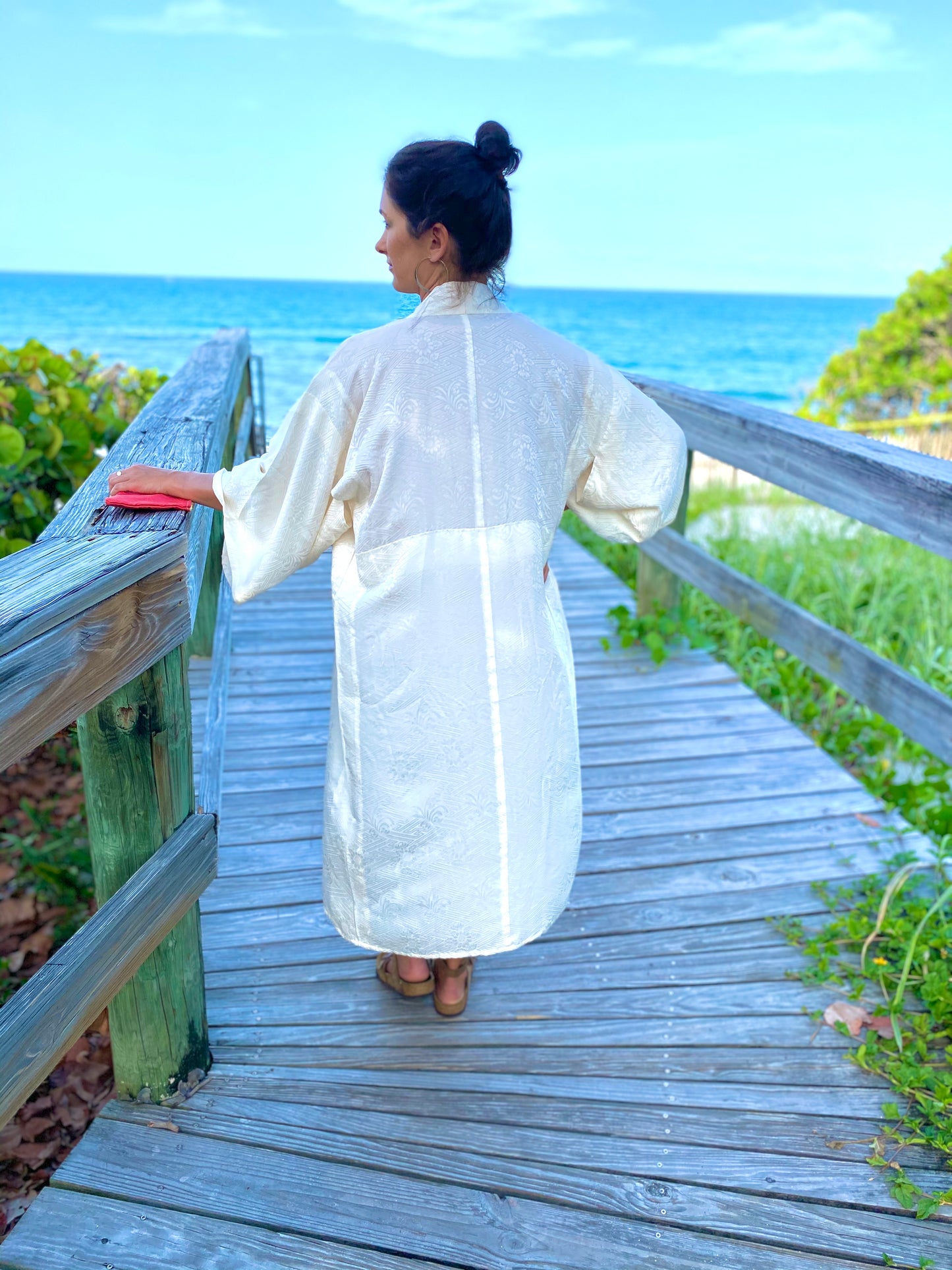 Short n Sweet White Kimono